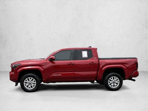 Certified 2025 Toyota Tacoma SR5 AWD/4WD image 8