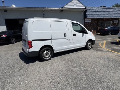 Used 2017 Chevrolet City Express LS image 10