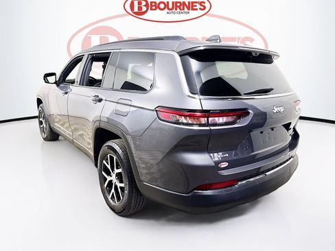 Used 2024 Jeep Grand Cherokee L Limited w/ Luxury Tech Group II image 9