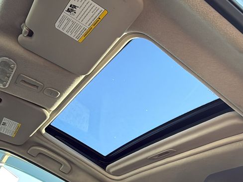 Used 2013 Nissan Juke SV image 20