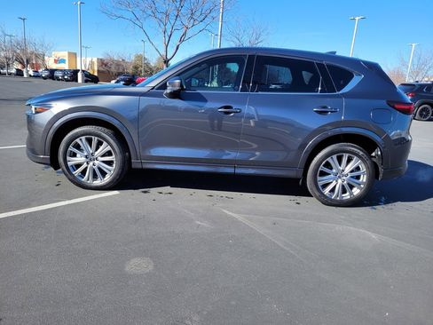 Used 2023 MAZDA CX-5 Signature image 9
