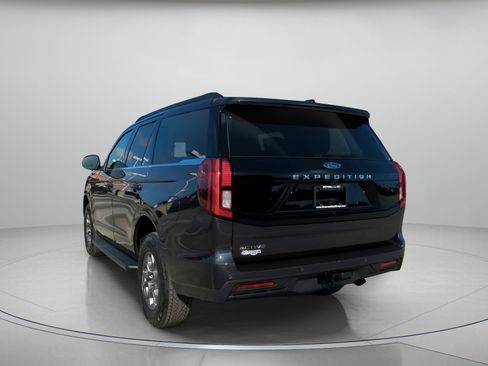 New 2026 Ford Expedition Active image 21