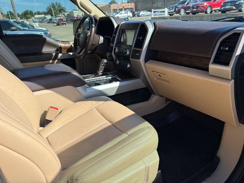 Used 2019 Ford F150 Lariat w/ Equipment Group 502A Luxury AWD/4WD image 12