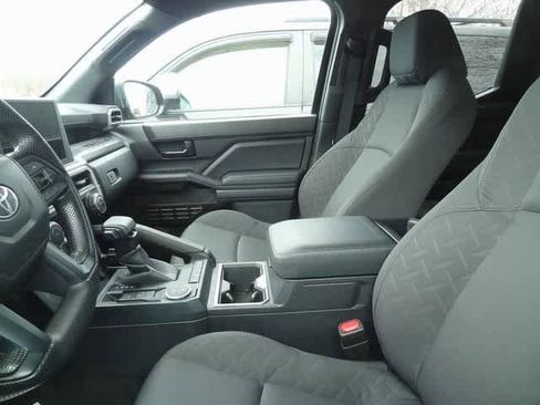 Used 2024 Toyota Tacoma SR5 image 10