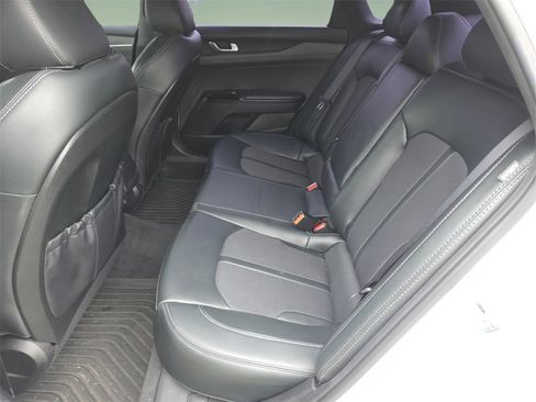 Used 2022 Kia K5 GT-Line image 9