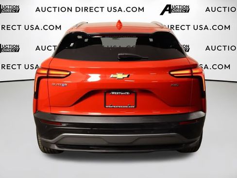 Used 2024 Chevrolet Blazer EV LT AWD/4WD image 3