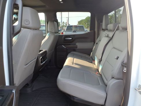 Used 2022 GMC Sierra 1500 SLT w/ SLT Premium Plus Package AWD/4WD image 23