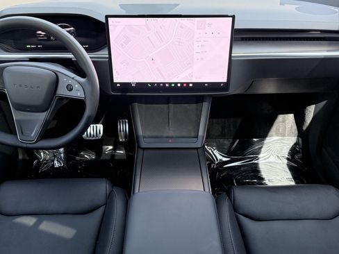 Used 2025 Tesla Model X Plaid AWD/4WD image 2