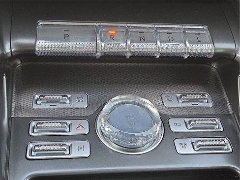 New 2026 Lincoln Nautilus Premier image 14