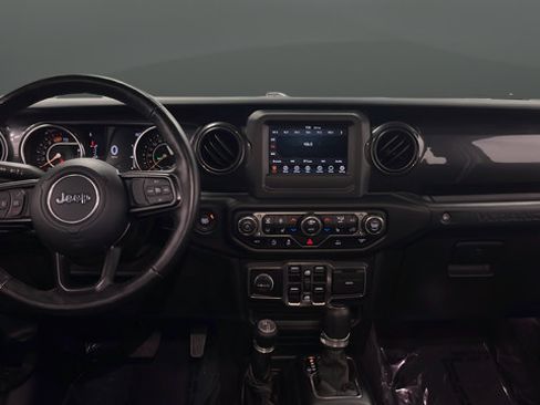 Used 2021 Jeep Wrangler Unlimited Sport AWD/4WD image 11