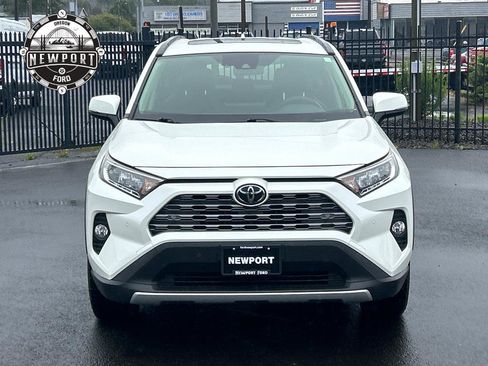 Used 2019 Toyota RAV4 Limited w/ Cold Weather Package AWD/4WD image 2