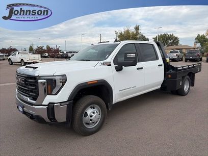 New 2025 GMC Sierra 3500 Pro w/ Convenience Package