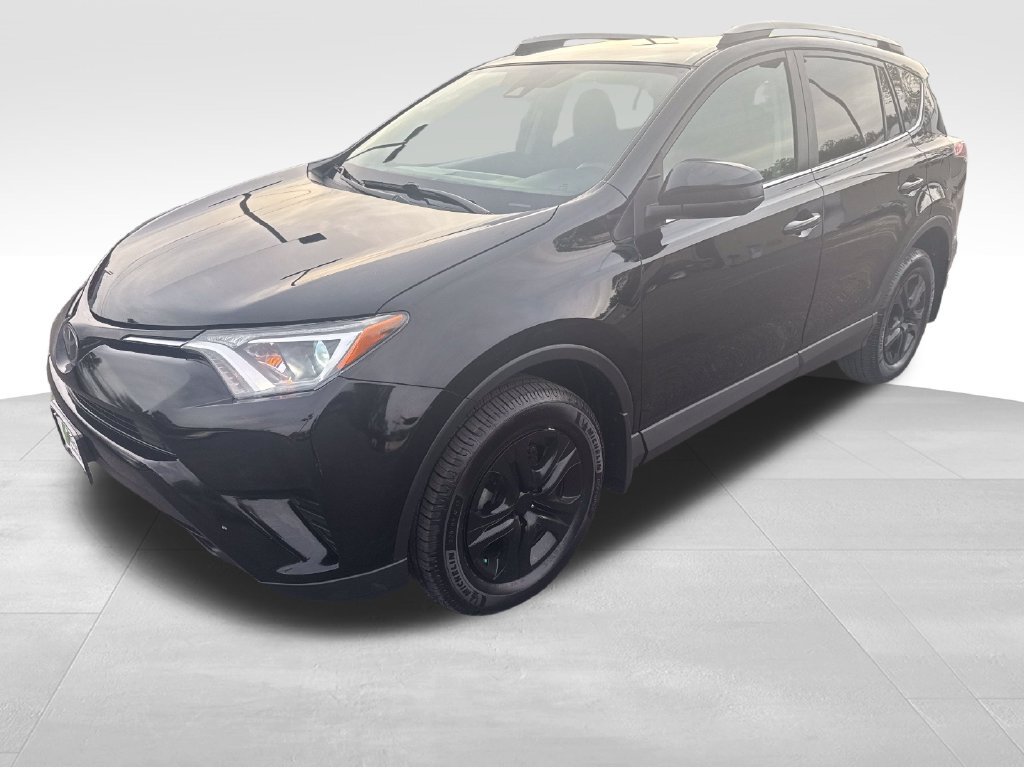 Used 2018 Toyota RAV4 LE w/ All Weather Liner Package AWD/4WD image 3
