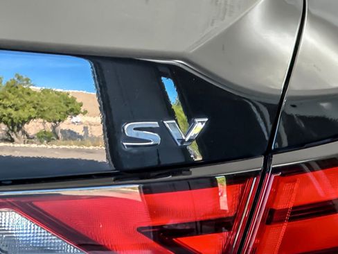 Used 2024 Nissan Sentra SV FWD image 24