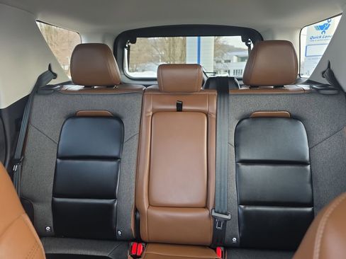 Used 2024 Ford Bronco Sport Outer Banks w/ Tech Package image 40