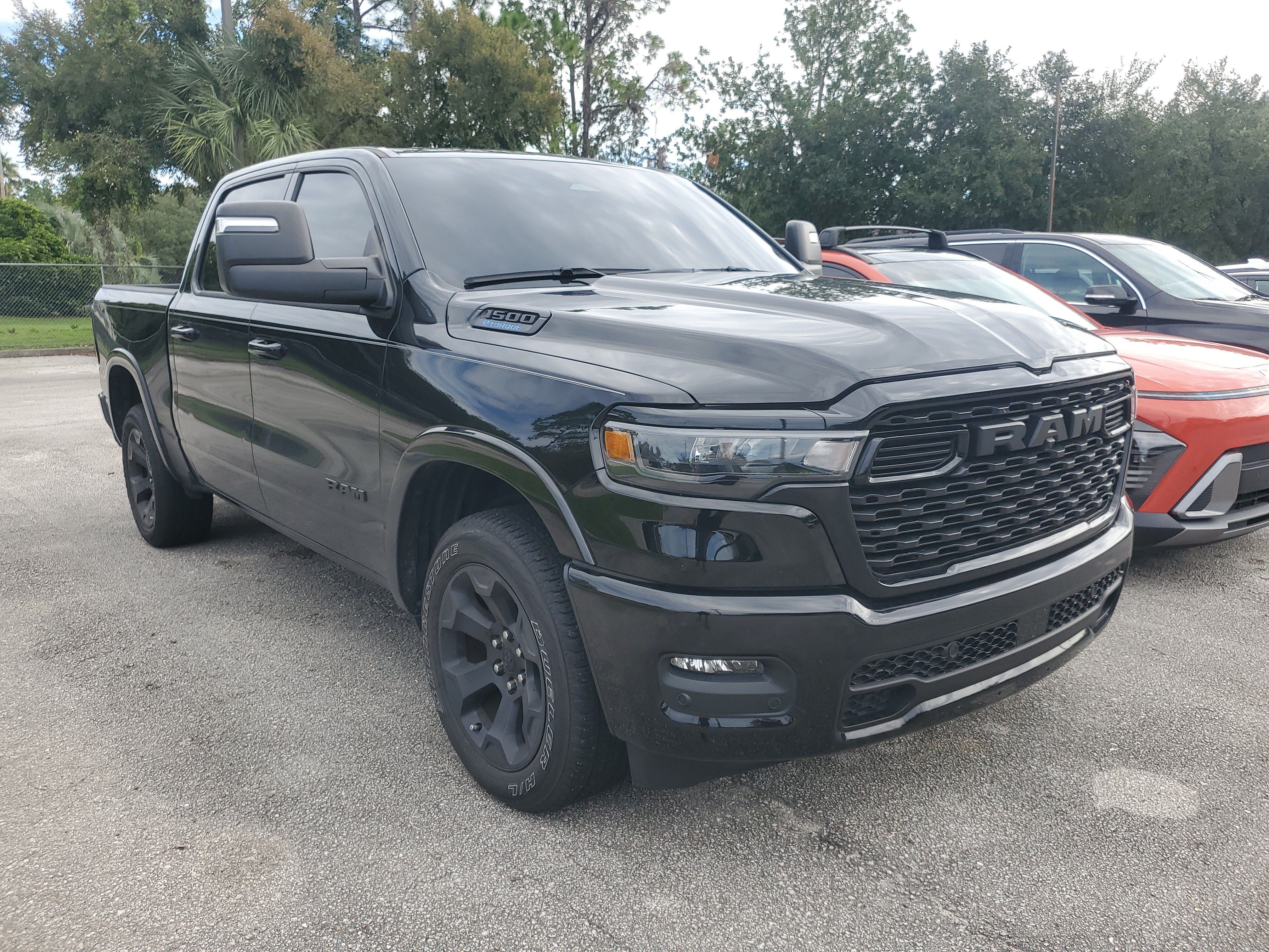 Used 2025 RAM 1500 Big Horn AWD/4WD image 2