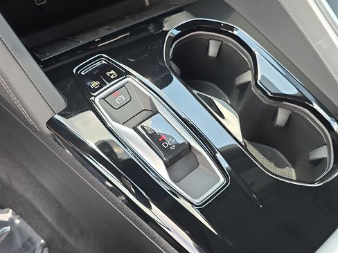 New 2025 Audi Q5 Prestige image 28