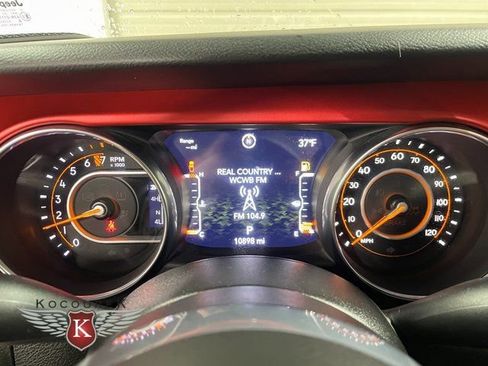 Used 2023 Jeep Gladiator Rubicon w/ Trailer Tow Package image 16