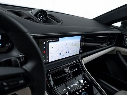 New 2026 Porsche Panamera 4 image 17