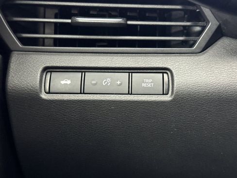 Used 2024 Nissan Altima 2.5 SV image 26