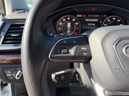 Used 2018 Audi Q5 2.0T Premium AWD/4WD image 41