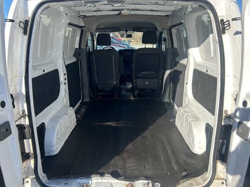 Used 2015 Chevrolet City Express LT w/ Technology Package image 12