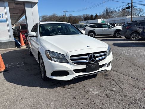 Used 2017 Mercedes-Benz C 300 4MATIC Sedan image 2