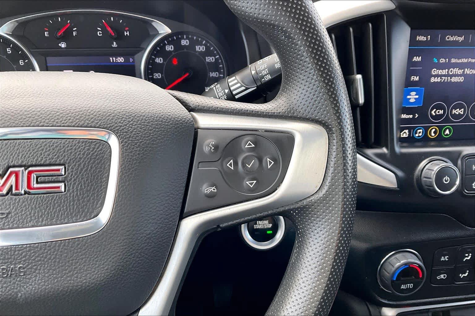 Used 2022 GMC Terrain SLE w/ Driver Convenience Package FWD image 23