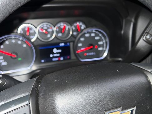 Used 2020 Chevrolet Silverado 1500 LT image 14