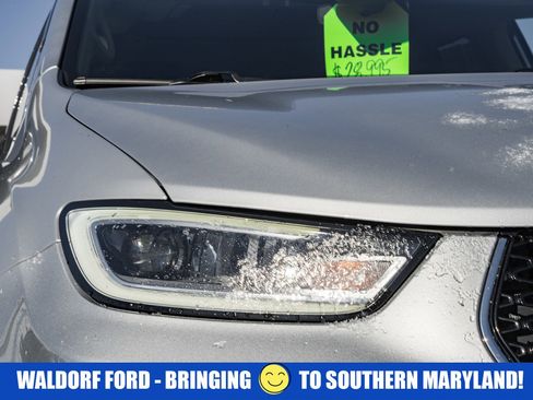 Used 2023 Chrysler Pacifica Limited image 14