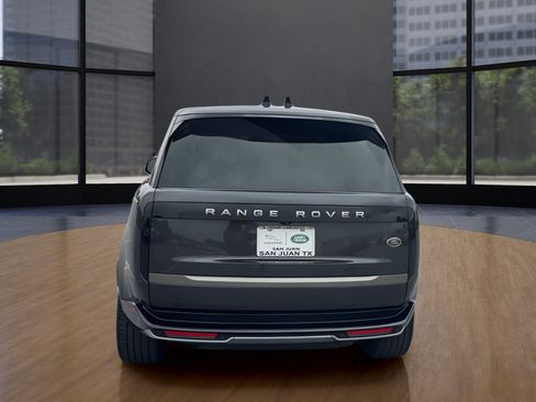 Used 2023 Land Rover Range Rover SE AWD/4WD image 6