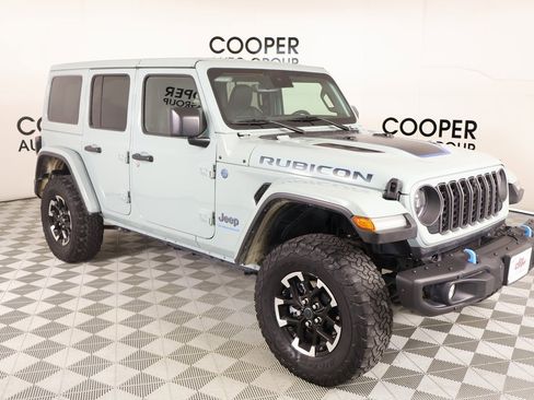 Used 2024 Jeep Wrangler Unlimited Rubicon 4xe image 1
