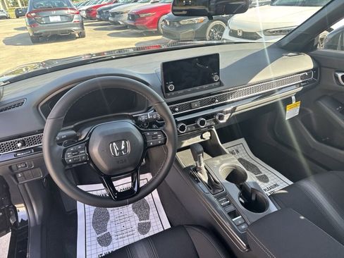 Certified 2025 Honda Civic Sport image 6