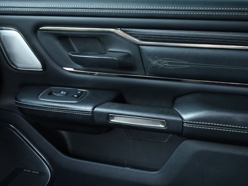 Used 2019 RAM 1500 Limited image 13