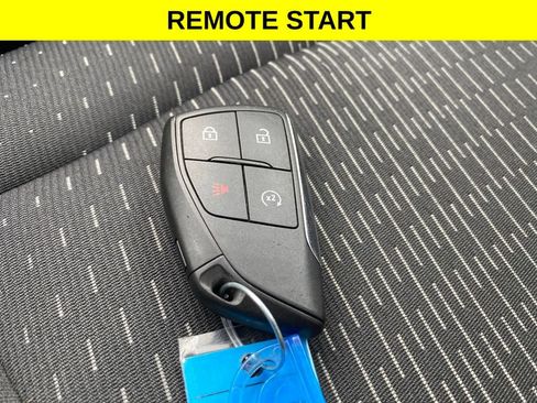 Used 2025 Chevrolet Equinox LT FWD image 15