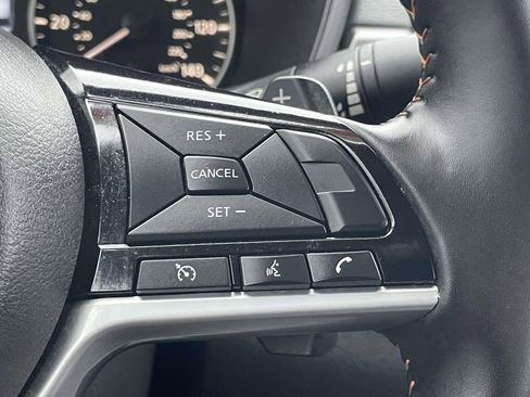 Certified 2025 Nissan Altima 2.5 SR FWD image 23