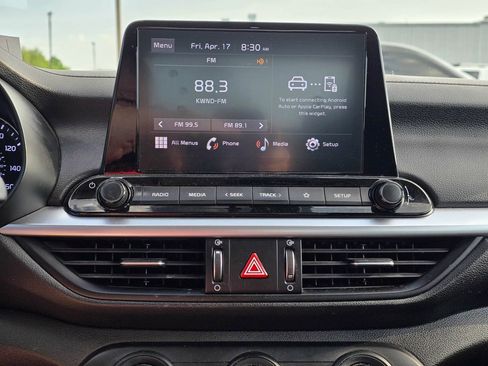 Used 2022 Kia Forte LXS w/ LXS Technology Package image 15