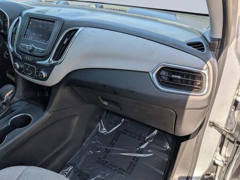 Used 2022 Chevrolet Equinox LT image 22