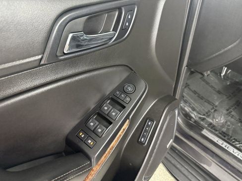 Used 2018 Chevrolet Tahoe Premier image 22