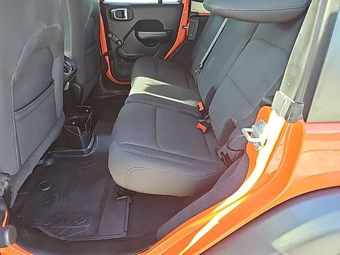 Certified 2018 Jeep Wrangler Unlimited Sport image 16