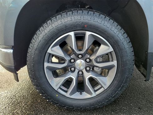 Used 2019 Chevrolet Silverado 1500 LT w/ All-Star Edition image 23