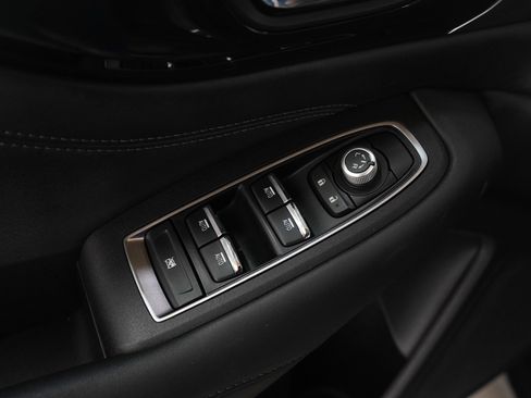 Used 2023 Subaru Outback Limited image 20