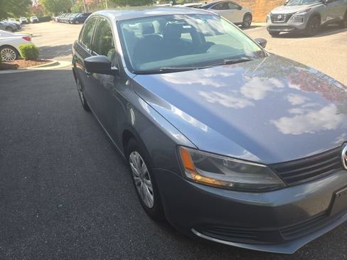 Used 2013 Volkswagen Jetta S FWD image 7