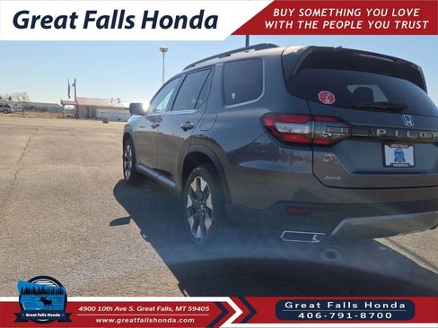 New 2026 Honda Pilot Touring image 5