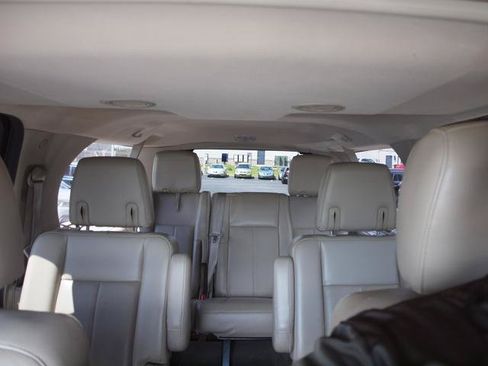 Used 2014 Ford Expedition EL Limited w/ Equipment Group 301A AWD/4WD image 13
