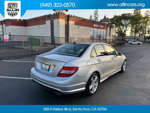 Used 2011 Mercedes-Benz C 350 Sport image 4