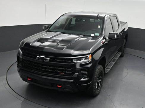 Used 2023 Chevrolet Silverado 1500 LT Trail Boss w/ LT Trail Boss Premium Package AWD/4WD image 22