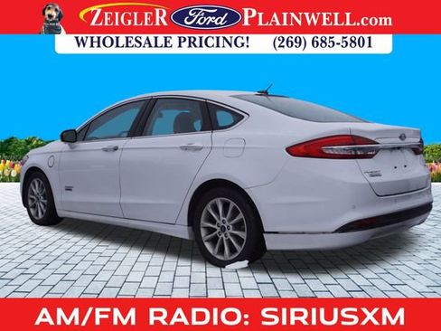 Used 2017 Ford Fusion Energi SE image 3
