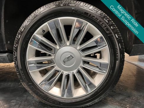 Used 2020 Cadillac Escalade Platinum AWD/4WD image 8