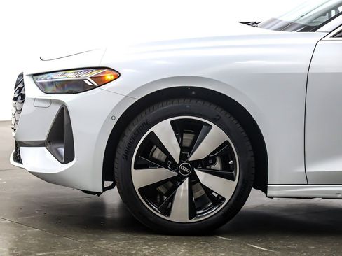 New 2025 Audi A5 2.0T Premium Plus image 10